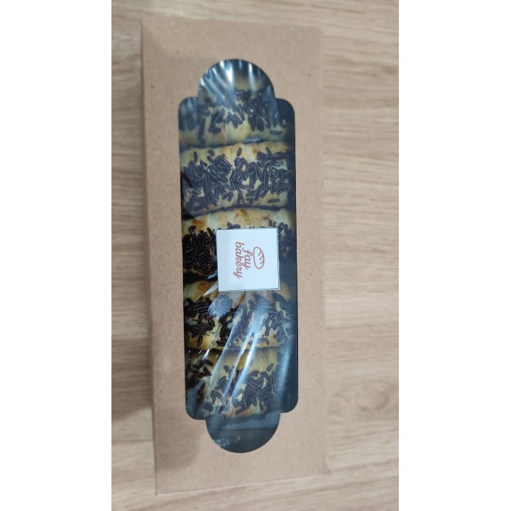 Bolen Pisang Lilit by fay bakery